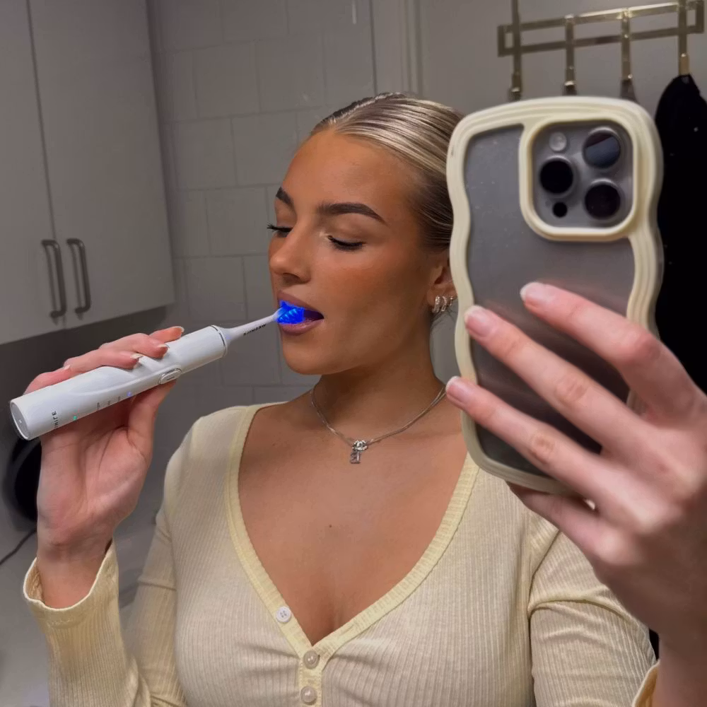 A brush head on the Sonic LED Toothbrush, LEDs on